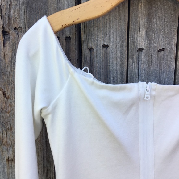 NWT Alice + Olivia Dorinda Off Shoulder Long Sleeve Knit Midi Dress White 6 - Picture 12 of 16